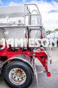 19,600 litre, three compartment stainless steel tri-axle chemical tanker - Jamieson Australia