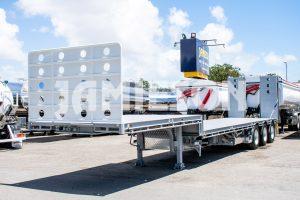 Drop Deck Trailer - Tri-Axle - With Beaver Tail & Bi-Fold Diesel Powered Hydraulic Ramps - Road Train Rated