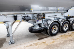 Jamieson HDV (Horizontal Discharge Vehicle) Live Bottom Trailer - Tri Axle