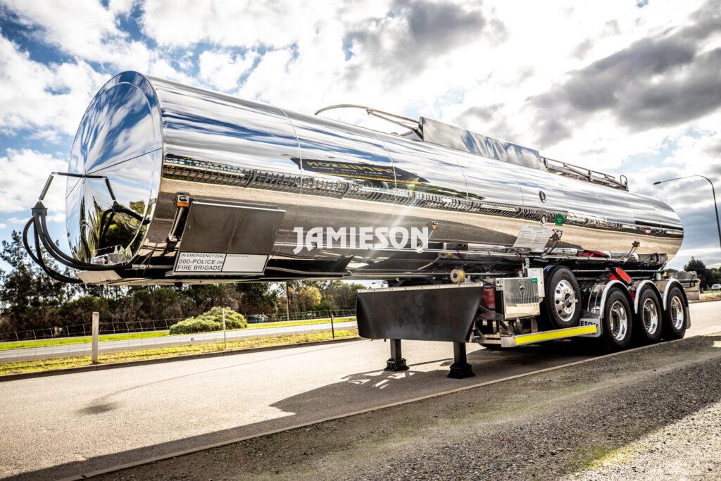 Jamieson 30KL Bitumen Tanker with Diesel Burner, Tri-Axle